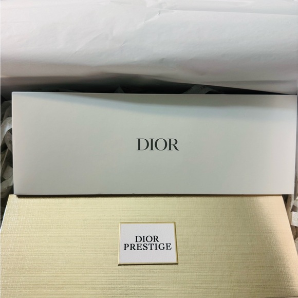 Dior Prestige Luxury 7 pc Skincare Gift Set minis - Picture 4 of 8